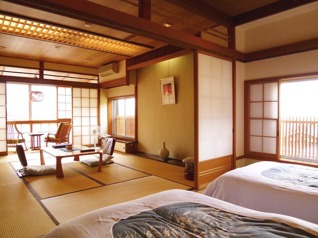 נוזאווה אונסן Sumiyosiya Ryokan חדר תמונה